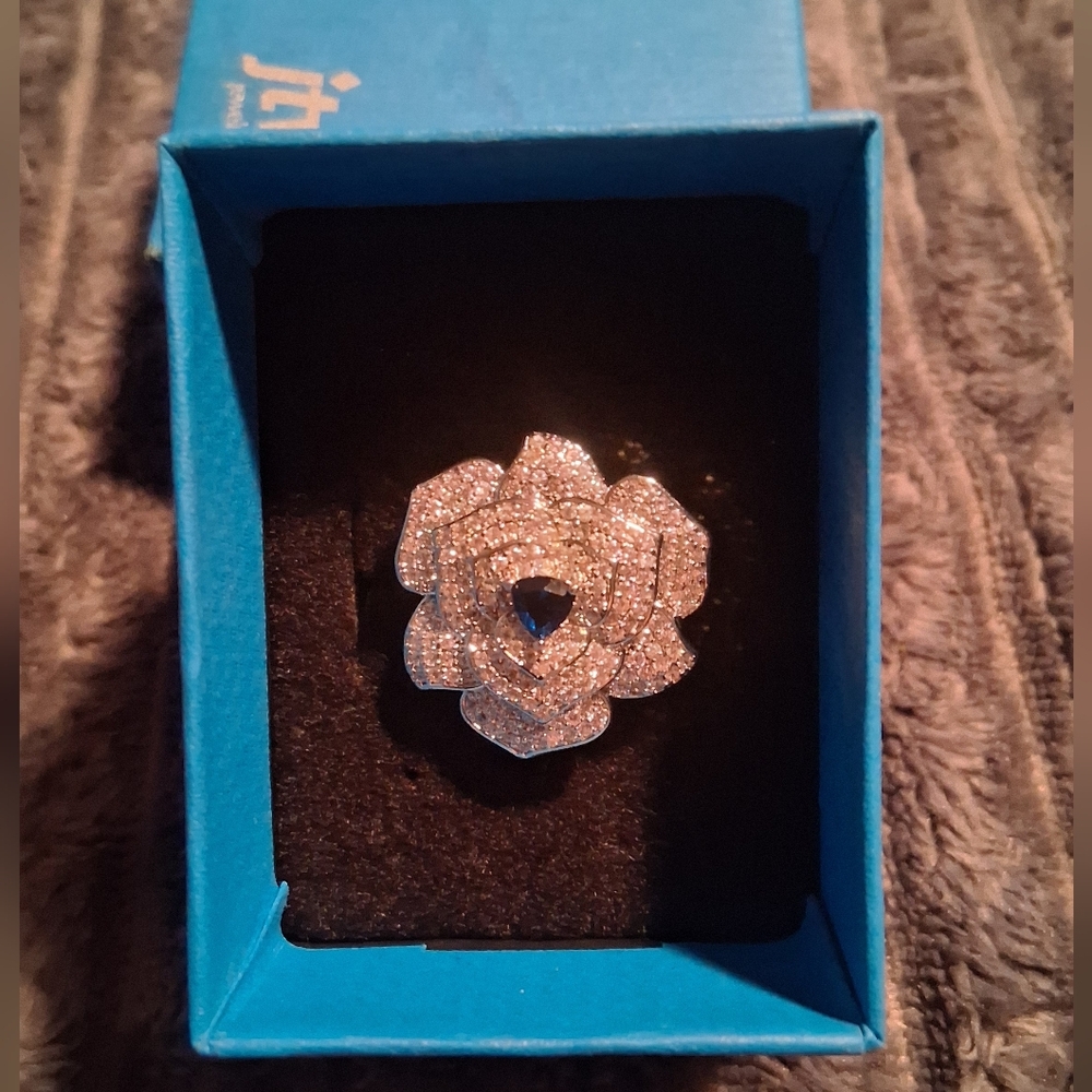 🚨NEW! JTV Flower Sapphire Ring Sz 6